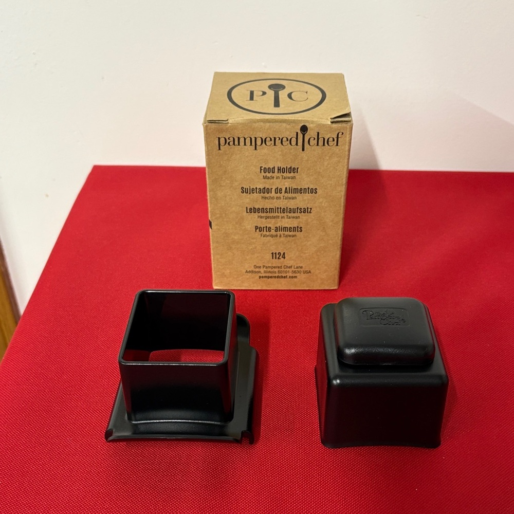 Pampered Chef 1124 food holder